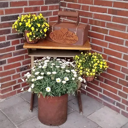 Kroeger Apartment *